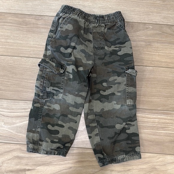 Boys army pants - Picture 1 of 4